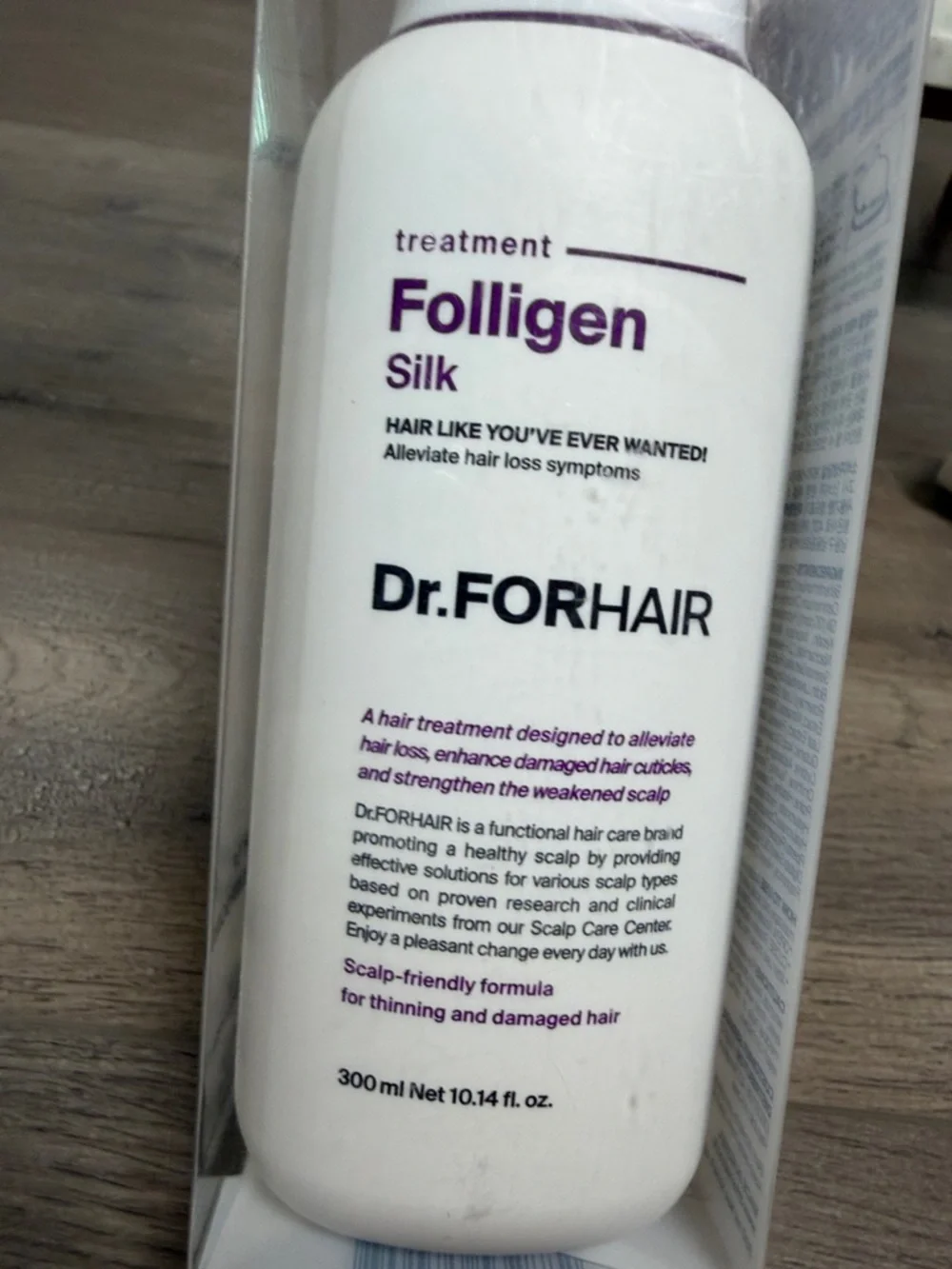 NWT Folligen Silk Hair Treatment - White